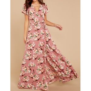 NWOT Dreamy Floral Wrap Dress 💕